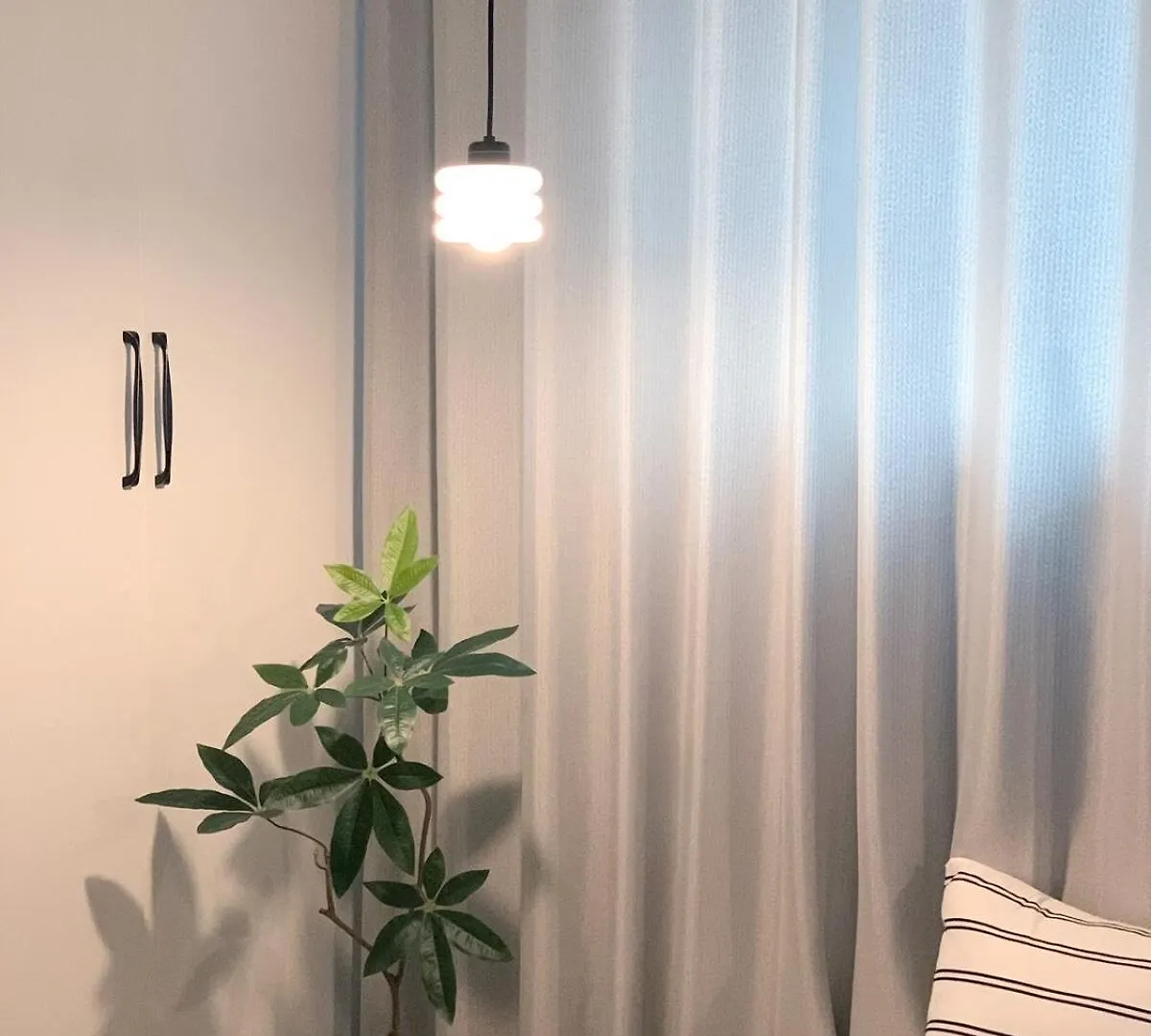 דירות סיאול Tone Down House